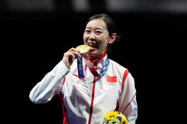 東京奧運會 一劍改寫歷史 孫一文奪得中國首枚奧運女重個人金牌